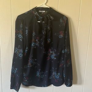 Floral blouse size M